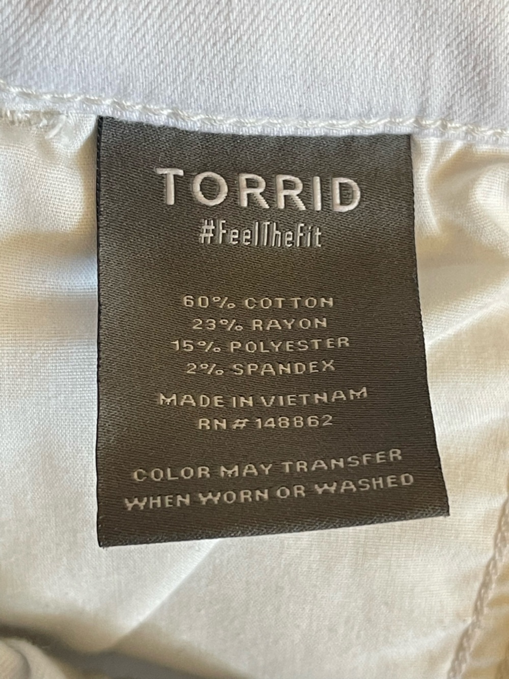 Torrid Cropped Wide-Leg Jeans in White with Drawstring Waist - Picture 4 of 8